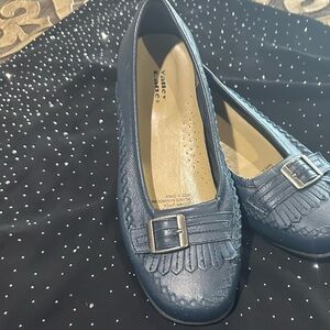 Valley Lane Women's Loafers in Blue with Buckle Detail